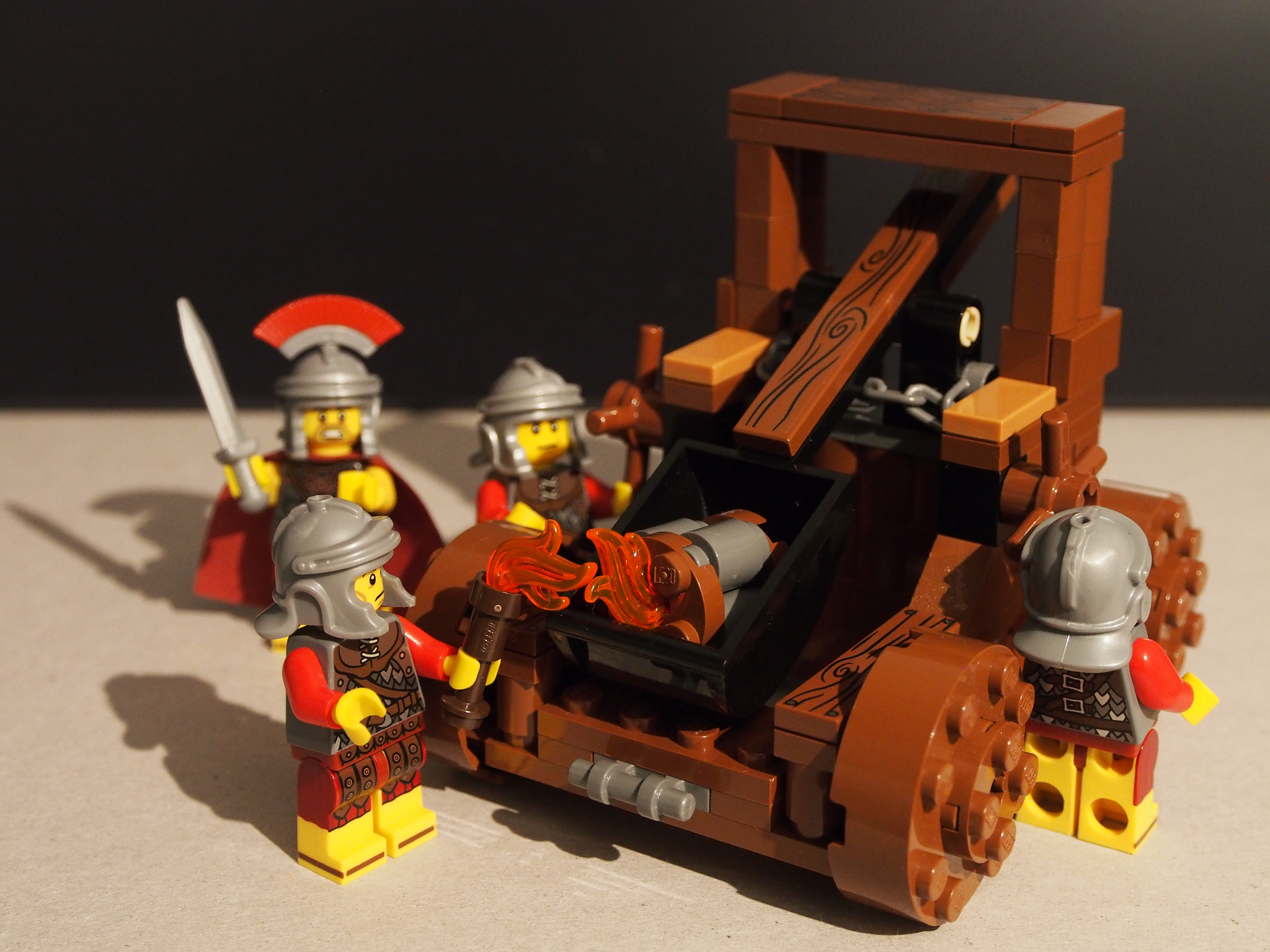 Lego-Catapulte-Soldats-Romain