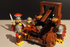 Lego-Catapulte-Soldats-Romain