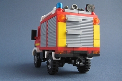 lego-unimog-pompier-4