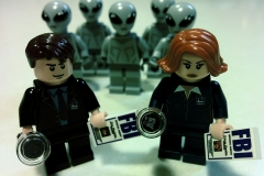 Lego-X-Files-Mulder-Scully-3